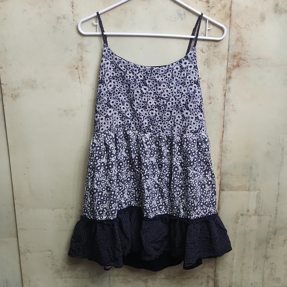Coco + Jaimeson Blue and White Ruffled Floral Baby Doll Sundress Size Medium